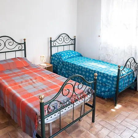 Apartment La Colombara - Offagna, Meravigliosa Con Piscina